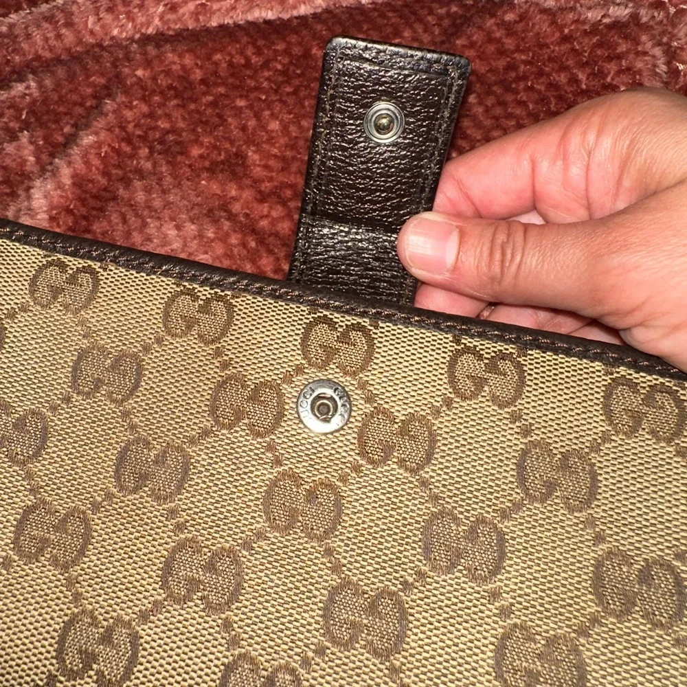 Gucci | Brown | Monogram International Wallet - Picture 12 of 14